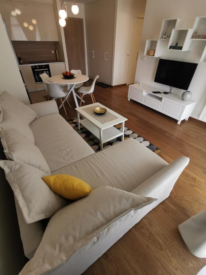 Ferienwohnung Beograd Na Vodi -Belgrade Waterfront BW Sajmiste Exterior foto